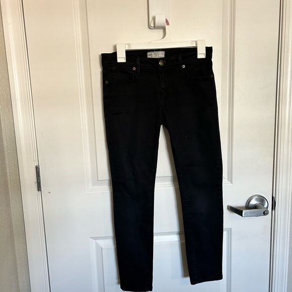 FREE PEOPLE | black denim mid rise fp jeans size 27 NWOT - Picture 3 of 6